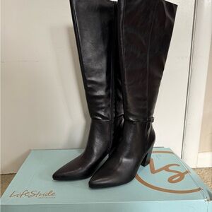 Life Stride Women's Sleek Black Heeled Boots